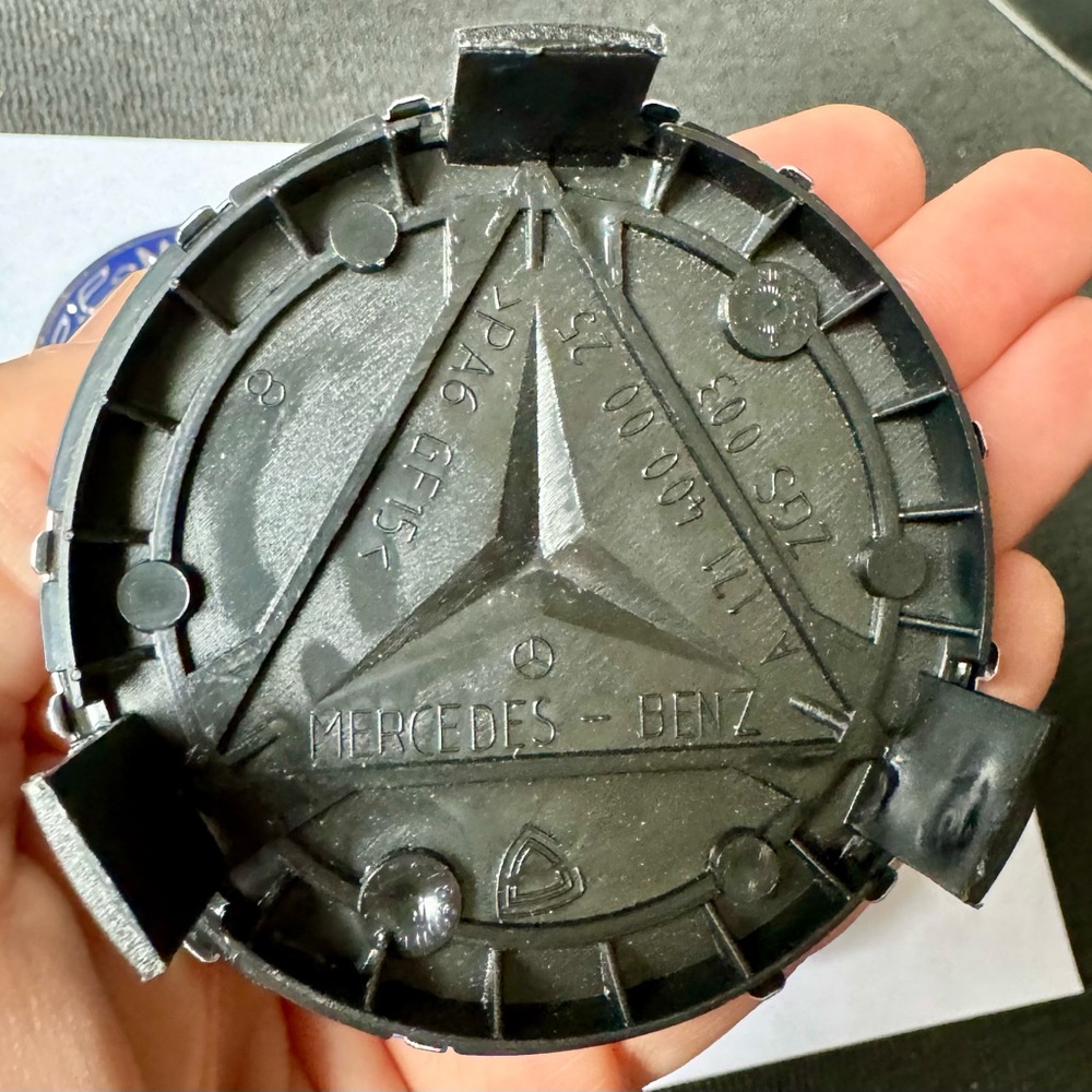 Officially Mercedes Benz Wheel Center Caps Silver and Blue Emblem Set - Picture 4 of 4